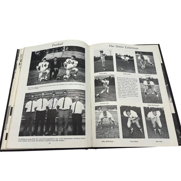 Echo 1966 & 1967 Bearden High School Yearbooks Knoxville TN Signed Pair - Picture 5 of 11